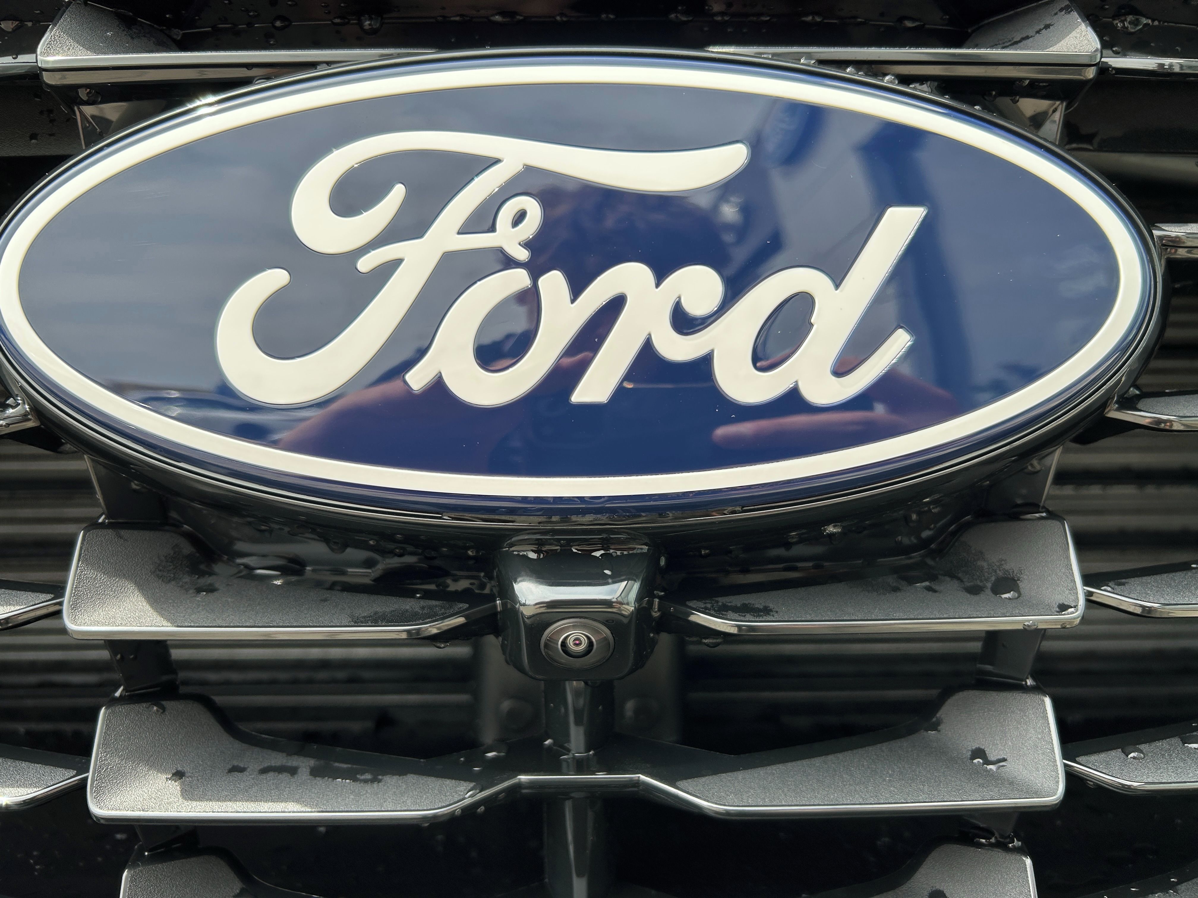 Ford Kuga, Top Edition 2.5 HEV 132 kW - fotka 3