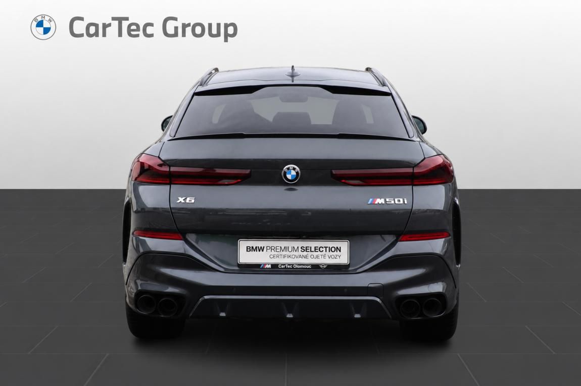 BMW X6, M50i - fotka 4