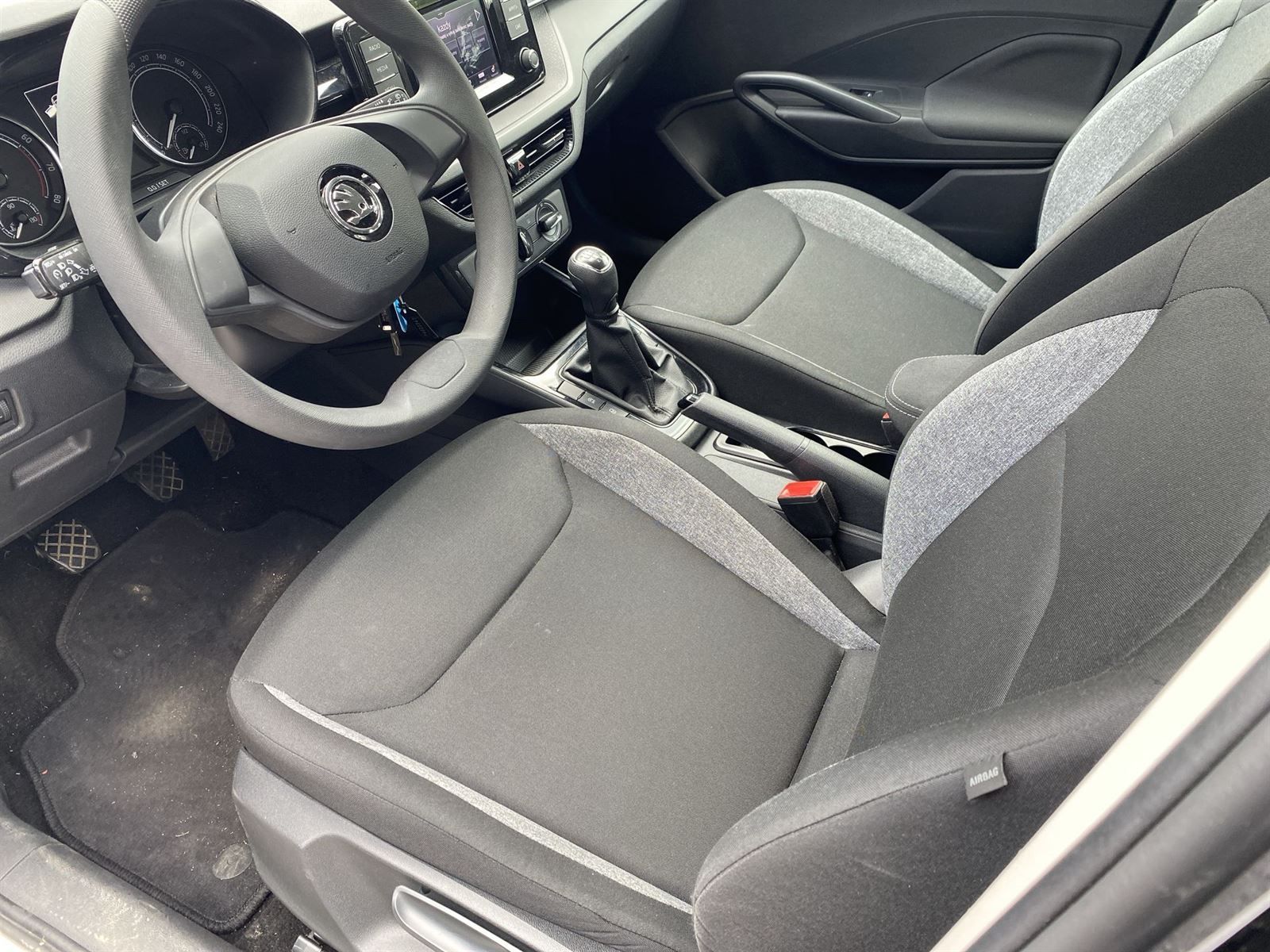 Škoda Fabia, 1,0 MPi Active - fotka 6