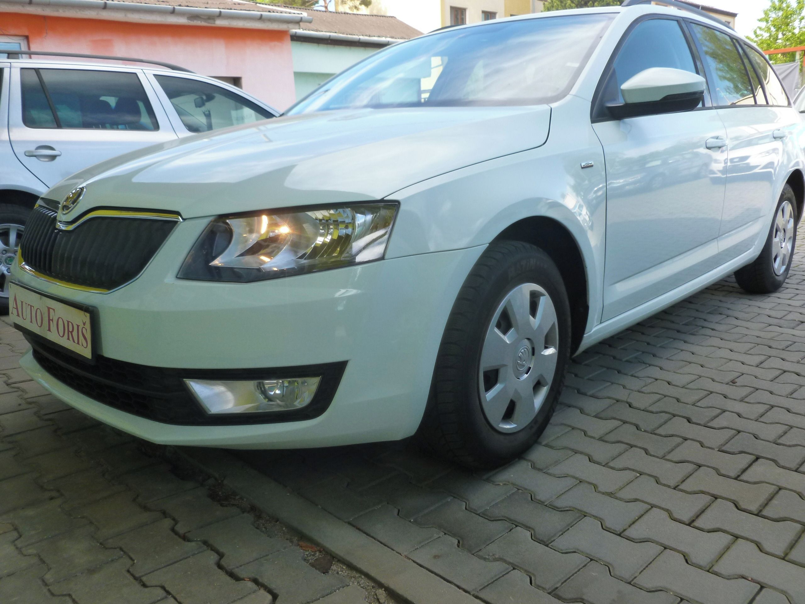 Škoda Octavia, TSI NAVIGACE/DIGI KLIMA - fotka 3