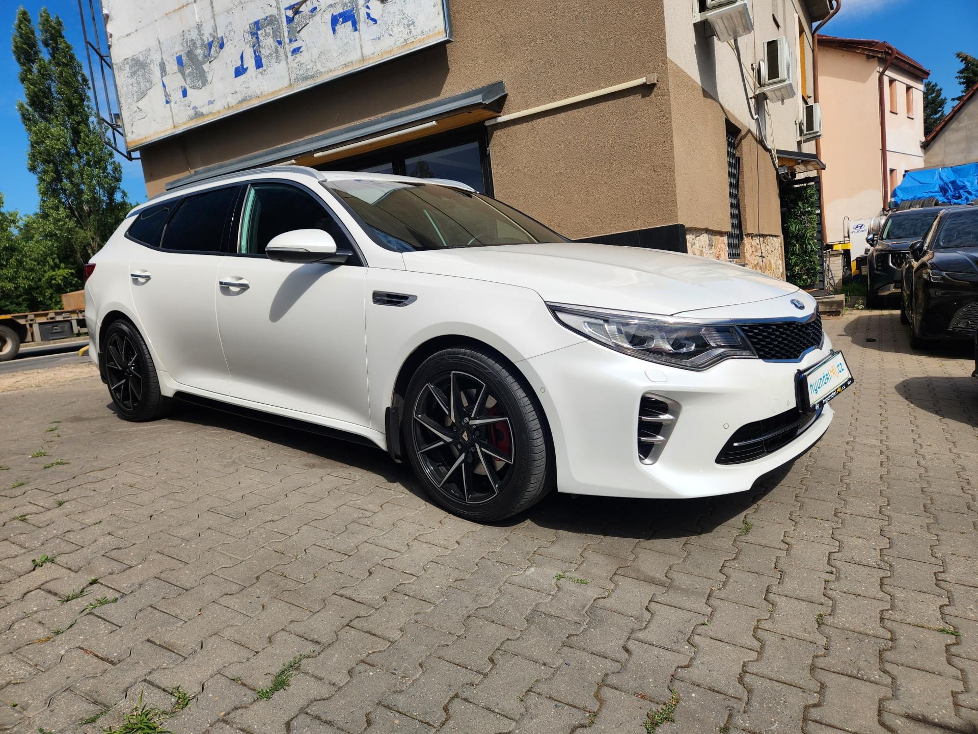 Kia Optima, 2.0-GTLINE-AUTOMAT-NAVI-KAMERA - fotka 3