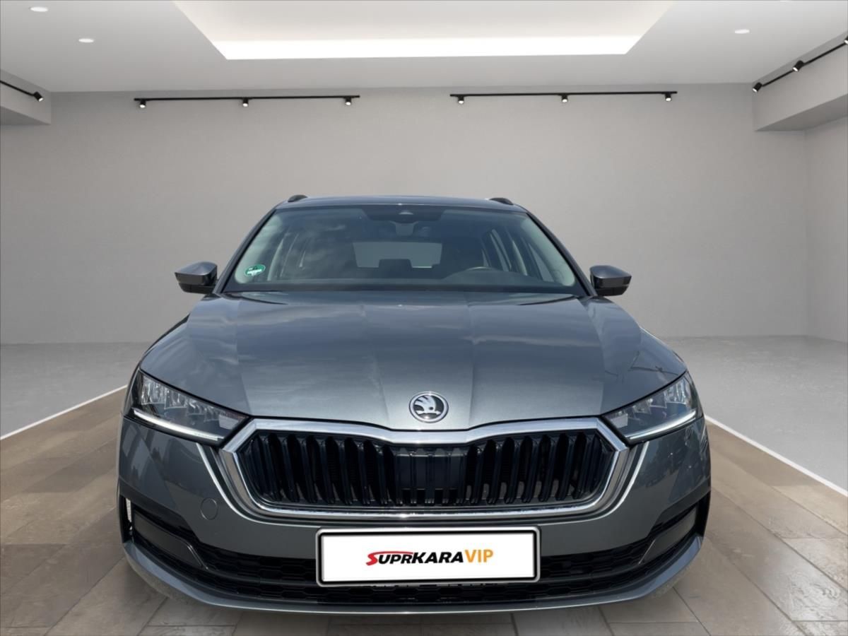 Škoda Octavia, 1,5 e-TEC mHEV 110kW DSG*Tažné - fotka 2
