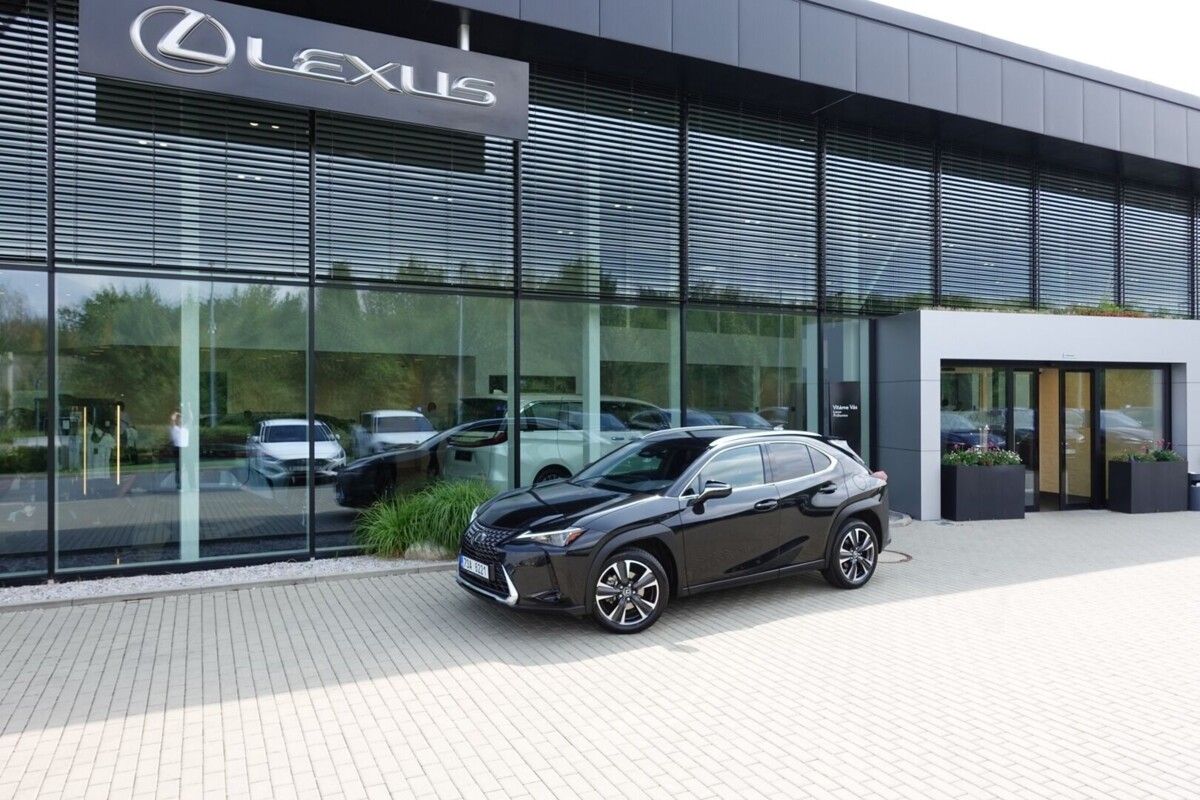 Lexus UX 300h, UX300h 2,0 HEV Business Tech