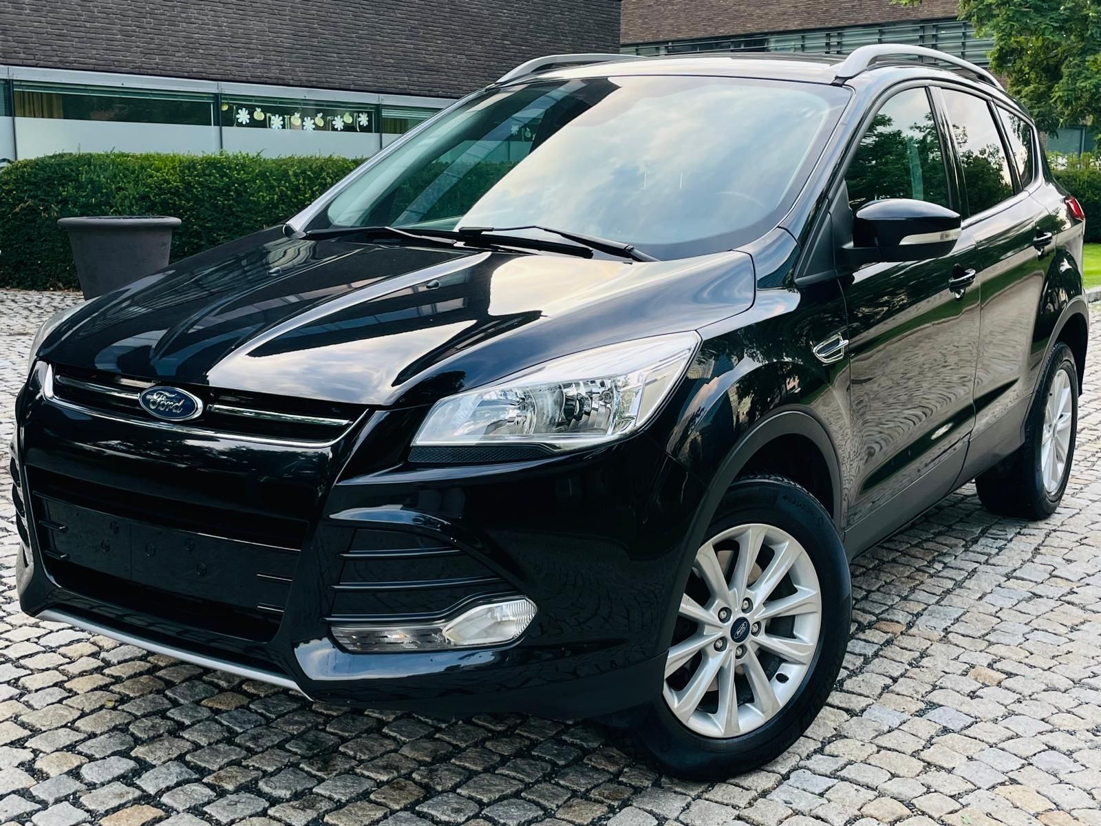 Ford Kuga, 2.0TDCi 4x4 MAN TAŽNÉ SERVISKA