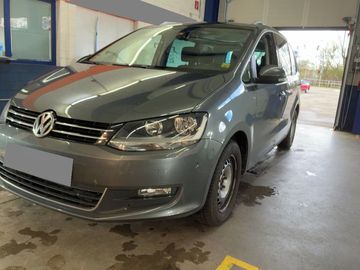 2.0Tdi 103KW LIFE PĚKNÁ VÝBAVA