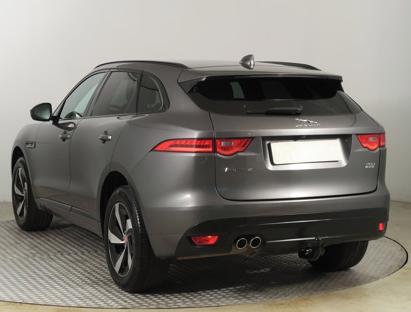 Jaguar F-Pace, 20d AWD, 4X4, Automat, Kůže - fotka 4