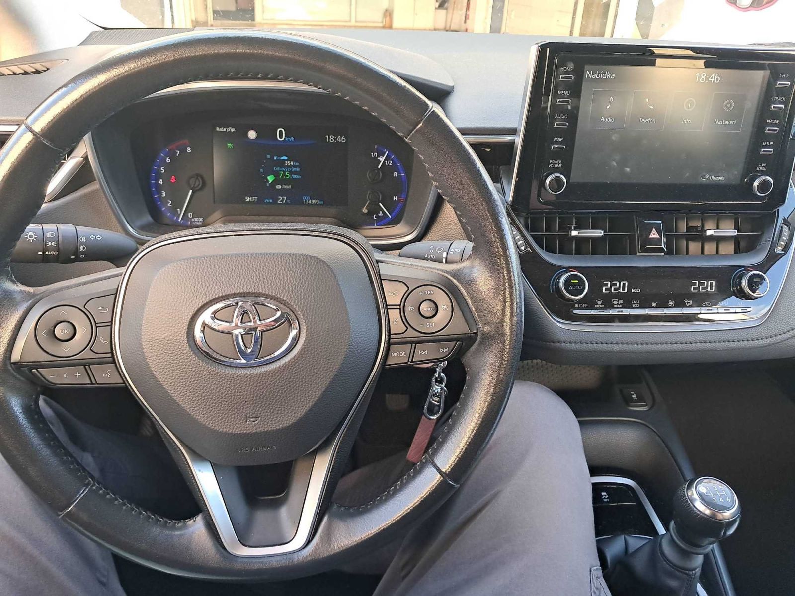 Toyota Corolla, 1.6 Valvematic, Serv.kniha - fotka 3