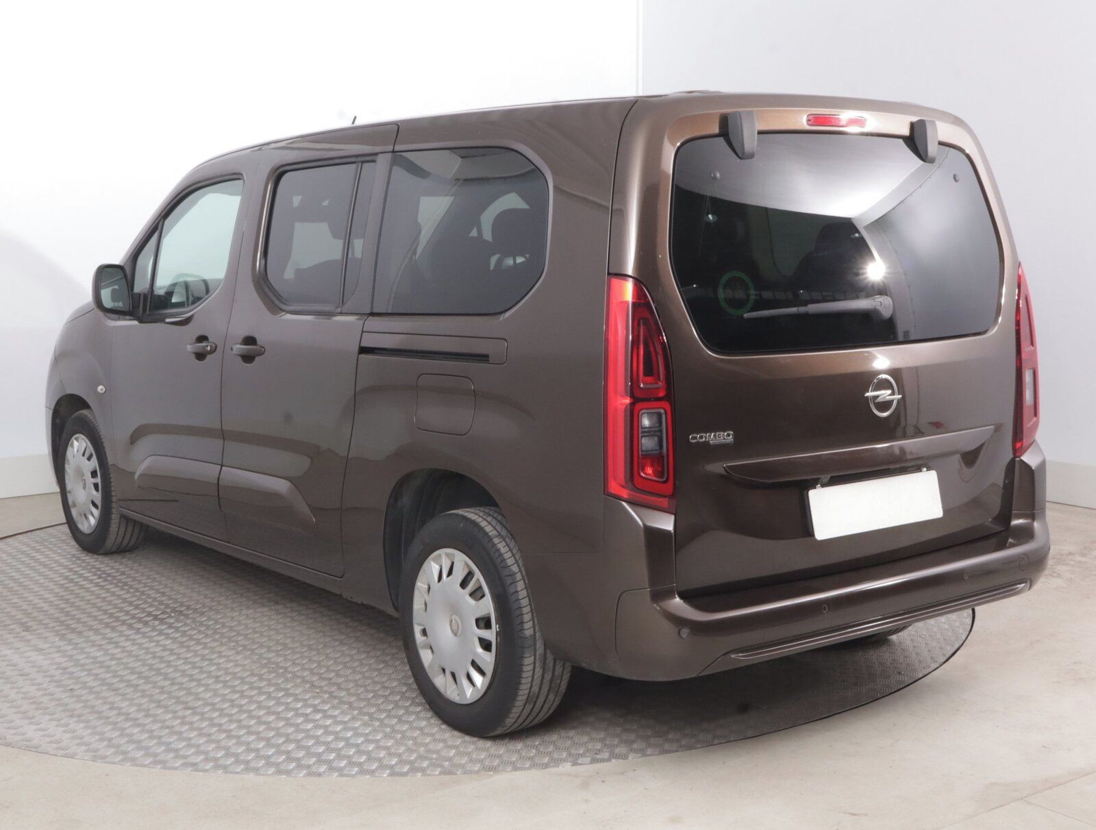 Opel Combo, Maxi 1.2 Turbo, Life, 7Míst - fotka 4