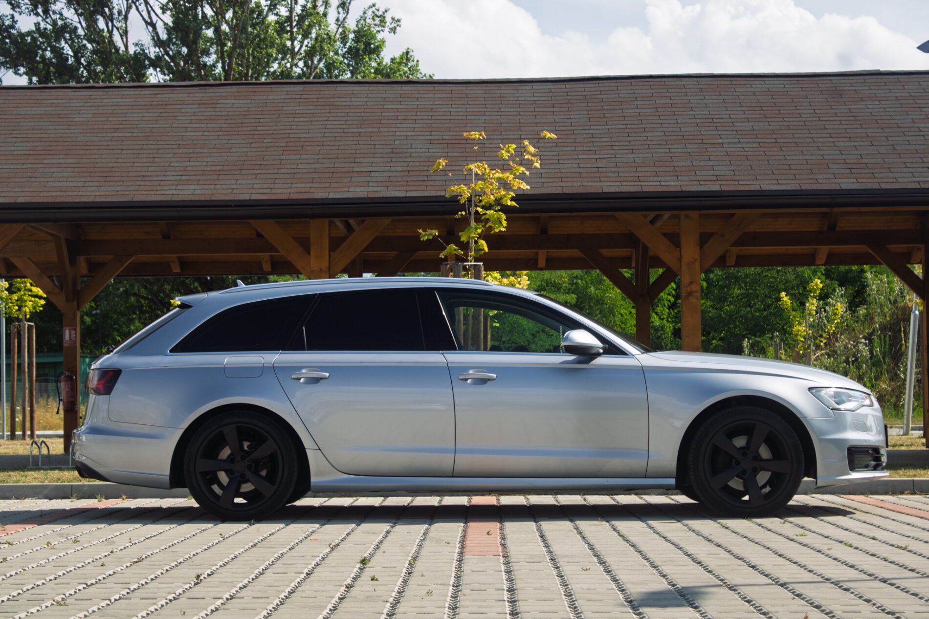 Audi A6 Avant - fotka 4