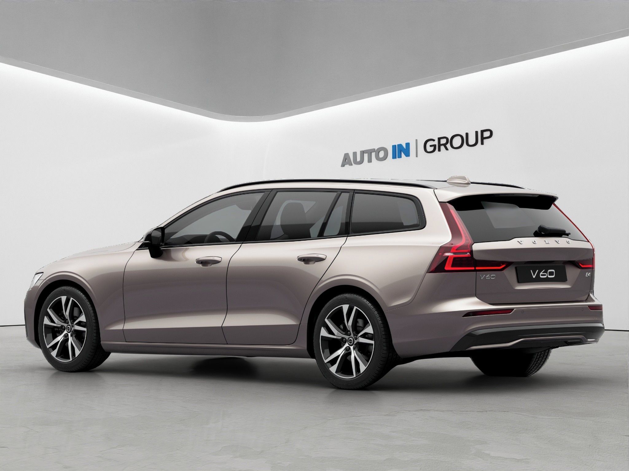 Volvo V60, Plus Dark,A/T,145kW,BLIS,kůže - fotka 4