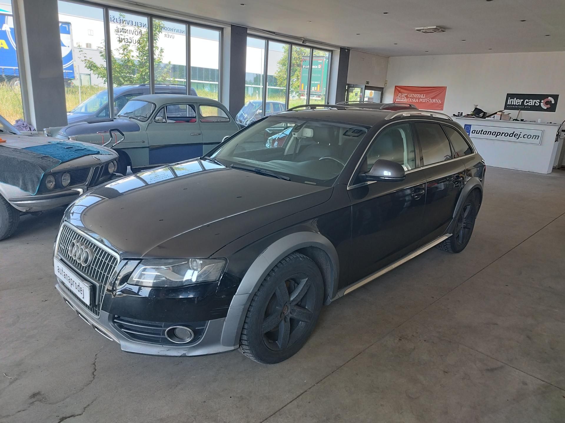 Audi A4 allroad, 2,0TDI,LED,ALU,TAŽNÝ,MAN,4X4 - fotka 3