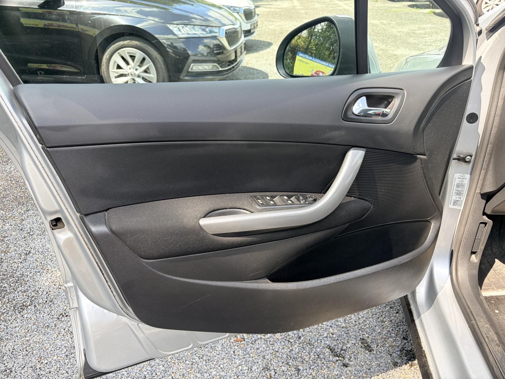 Peugeot 308, SW 1.6HDI TAŽNÉ - fotka 5