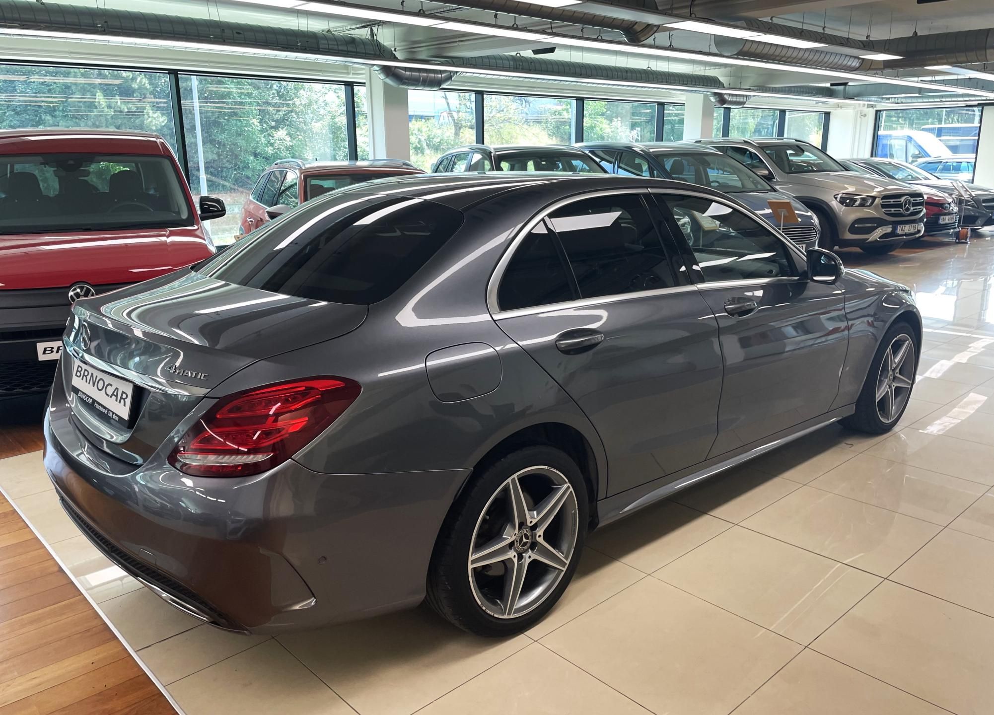 Mercedes-Benz Třídy C, 220d, 4 MATIC, AMG PAKET, ČR - fotka 6