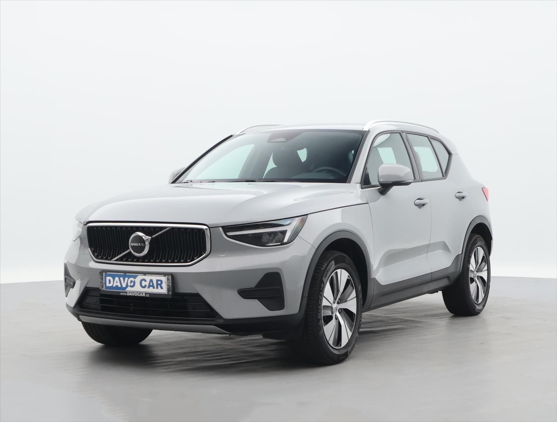 Volvo XC40, 2.0 B3 120kW Core DCT CZ DPH - fotka 3