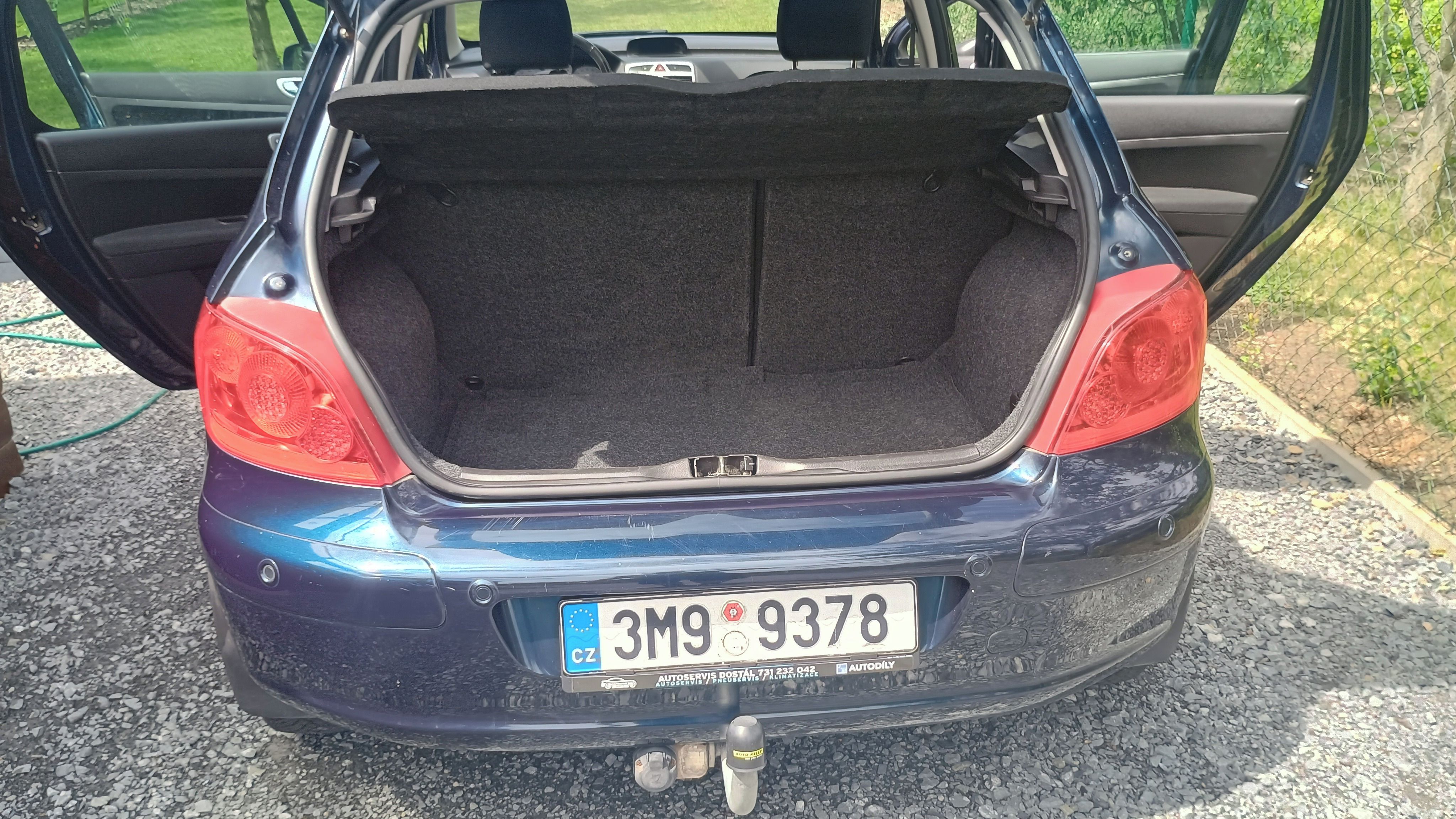 Peugeot 307, 1,6 benzín - fotka 6