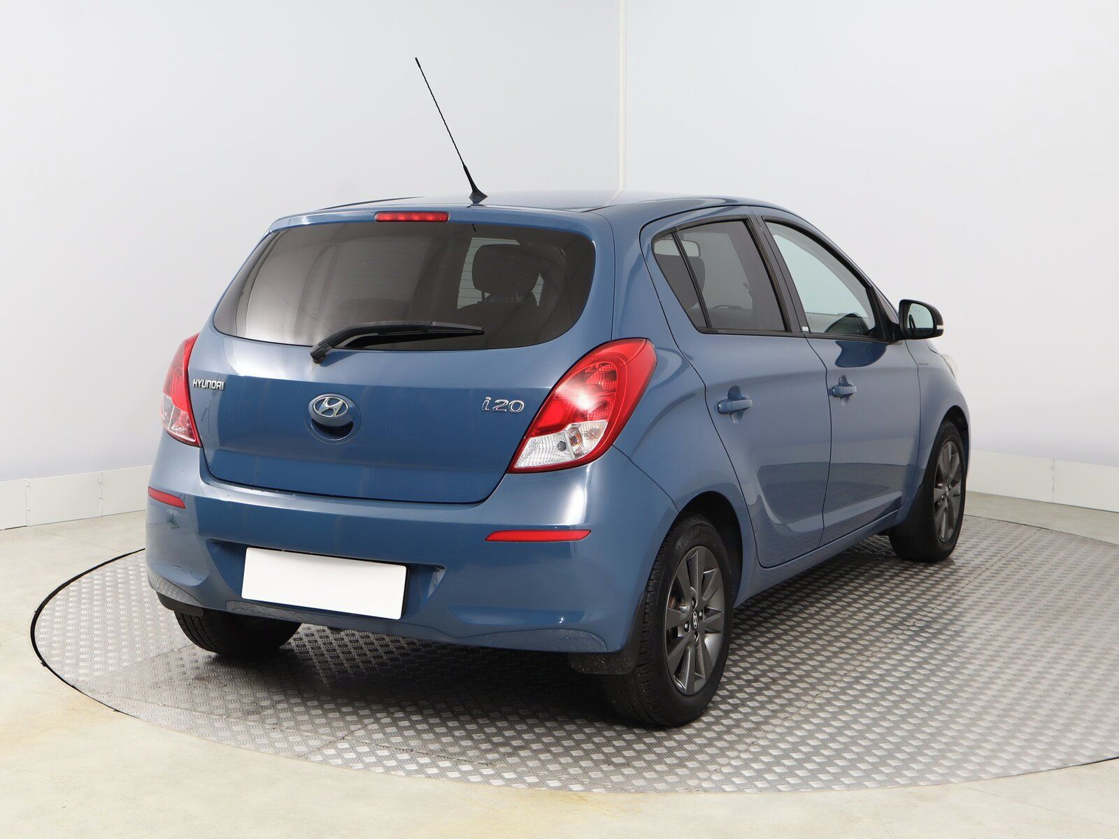 Hyundai i20, 1.2, ČR,1.maj, Serv.kniha - fotka 5