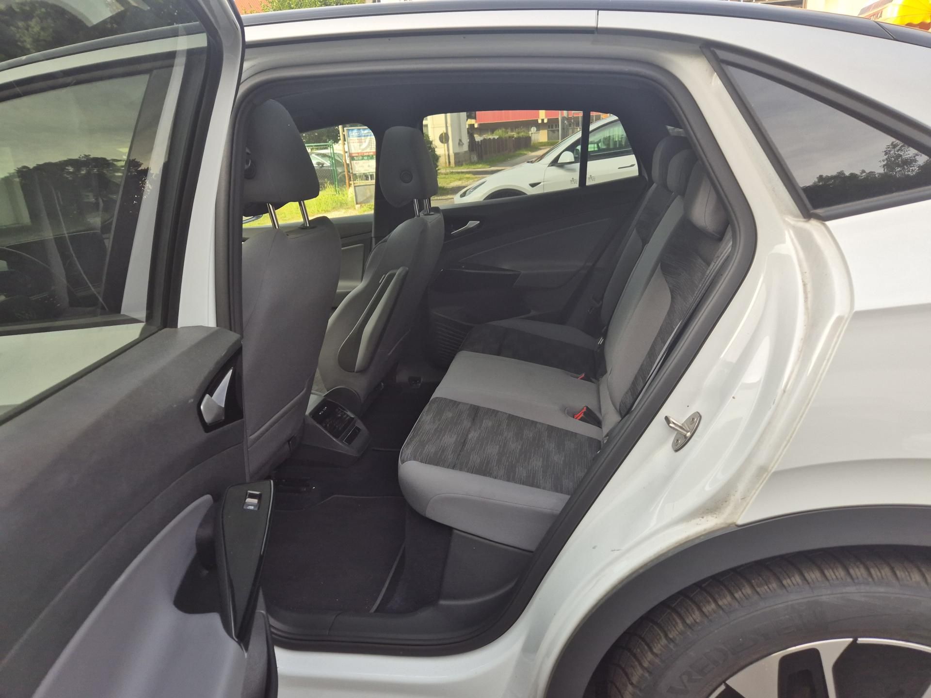 Volkswagen ID.5, 150kw, PERFORMACE SOH 94,0% - fotka 3