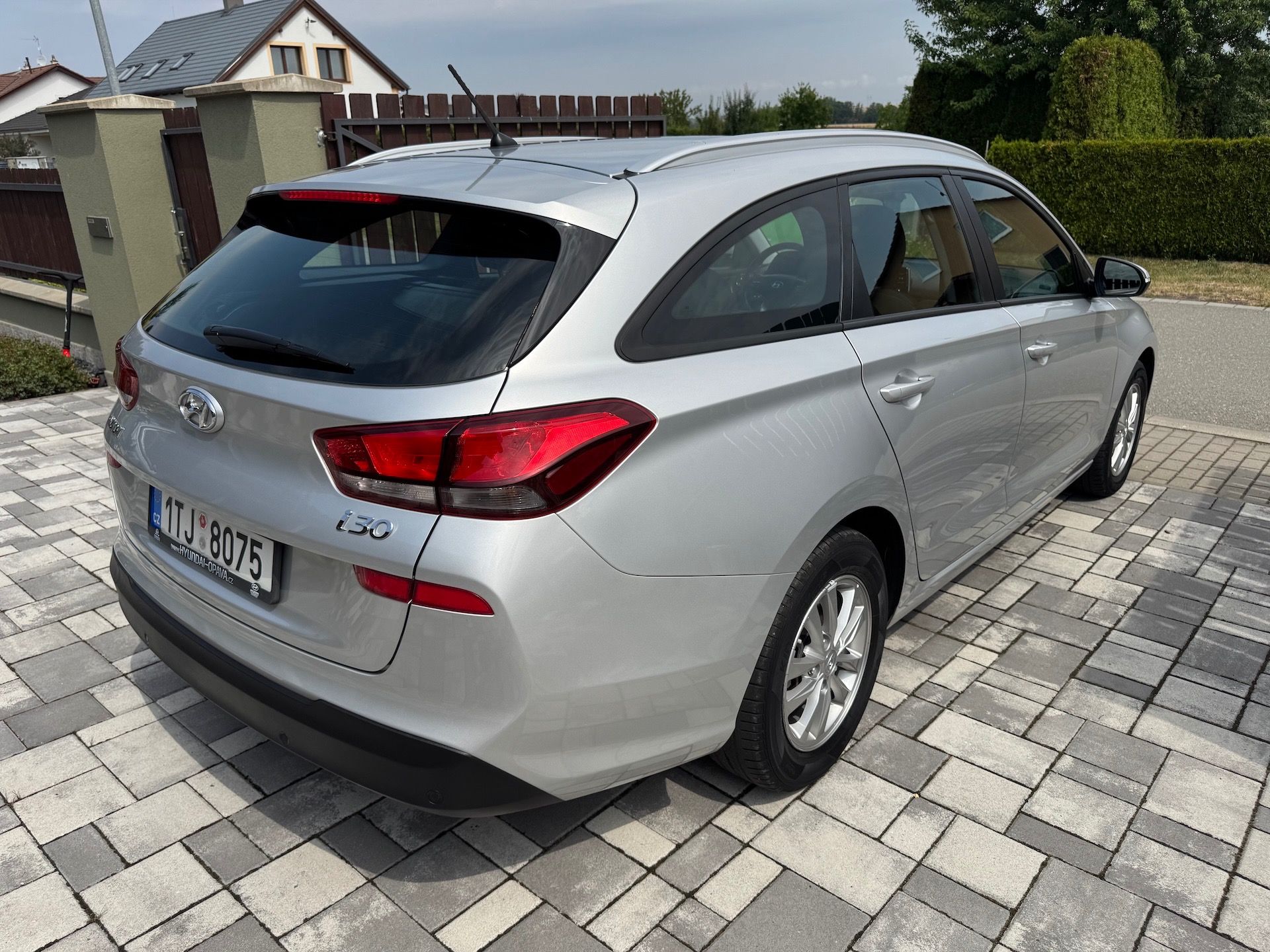 Hyundai i30, 1.4 T-GDi 103kW ČR !60.000km! - fotka 3