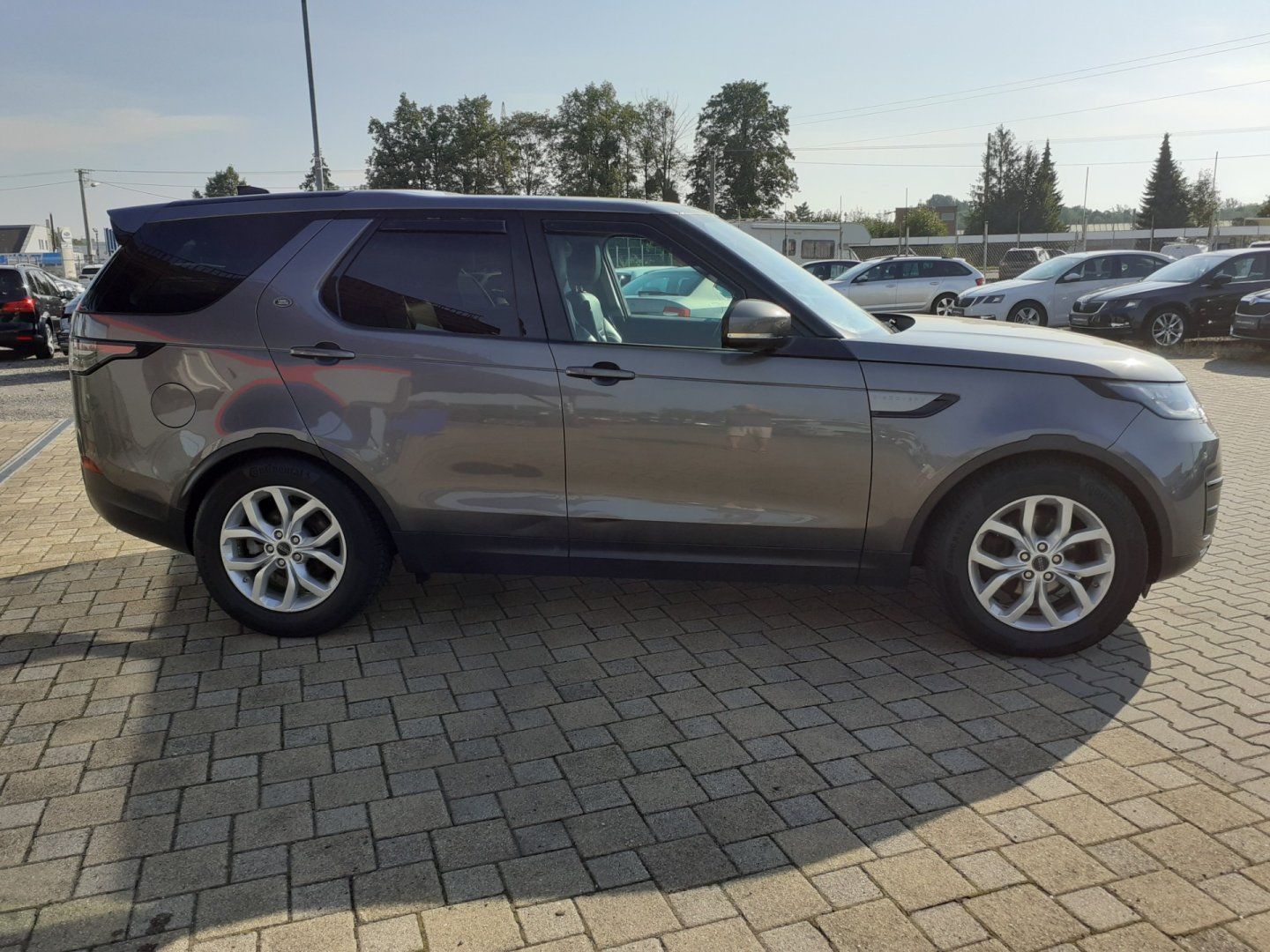 Land Rover Discovery, 3.0 TD 6V 4x4 7MÍST . - fotka 3