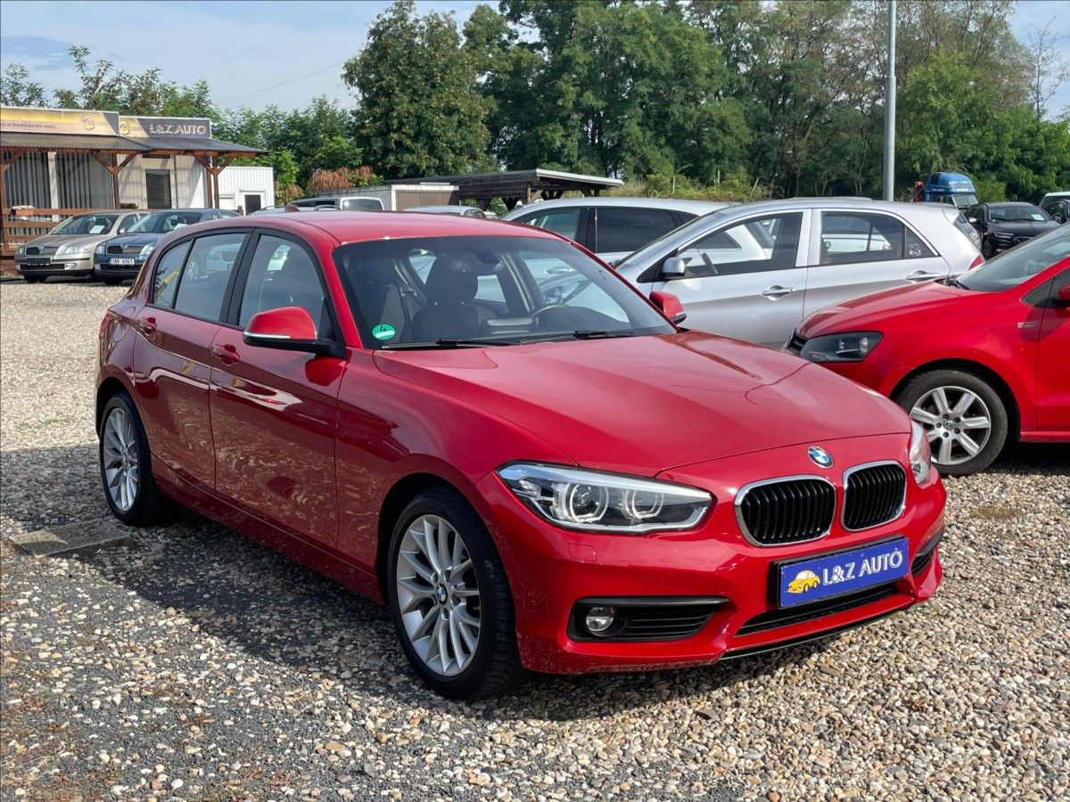 BMW Řada 1, 1,5 118 i - fotka 2
