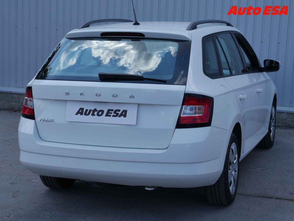 Škoda Fabia, 1.2 TSi,ČR - fotka 4