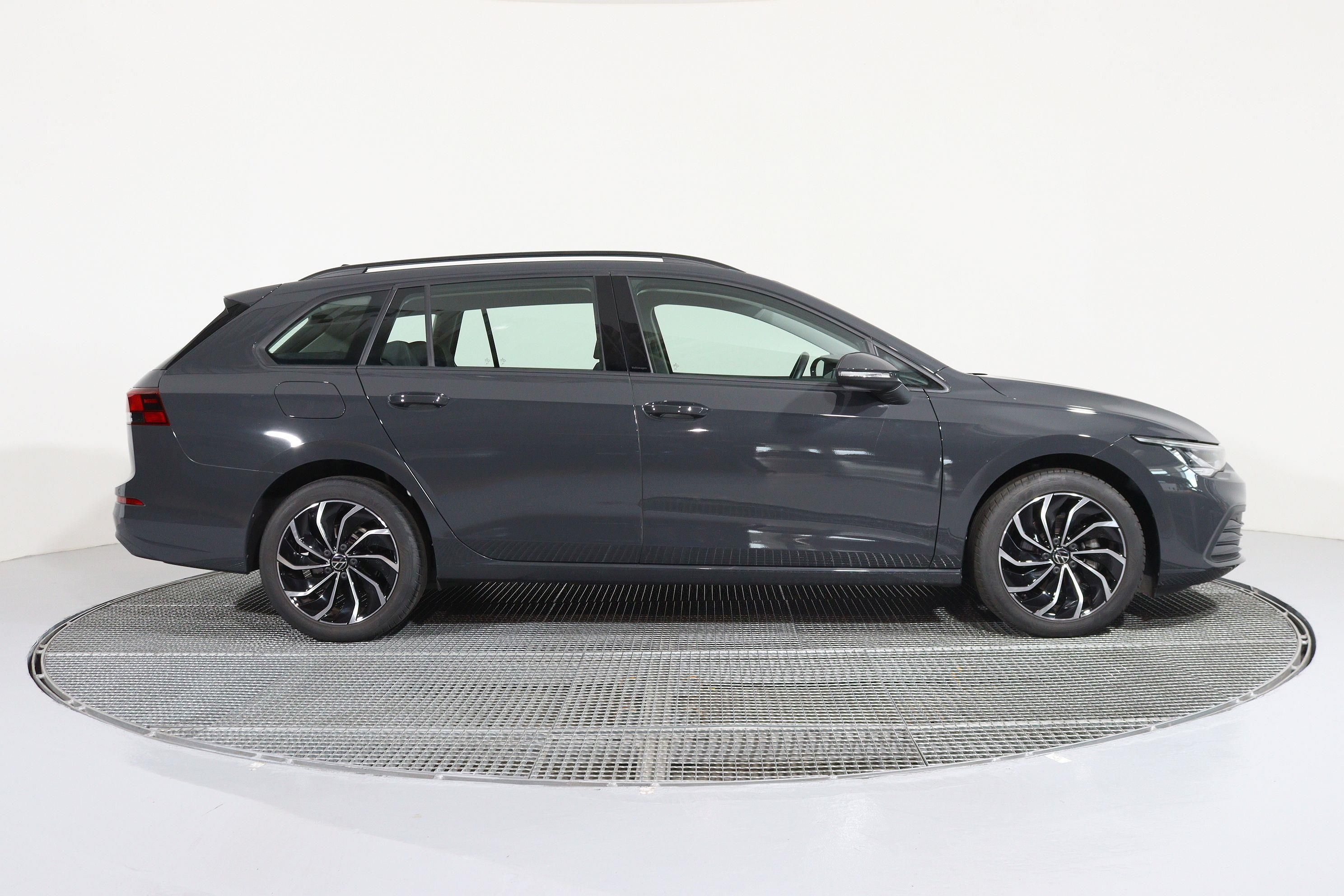 Volkswagen Golf Variant, Life 1,0 TSI/ LED SVĚTLA, ACC - fotka 3