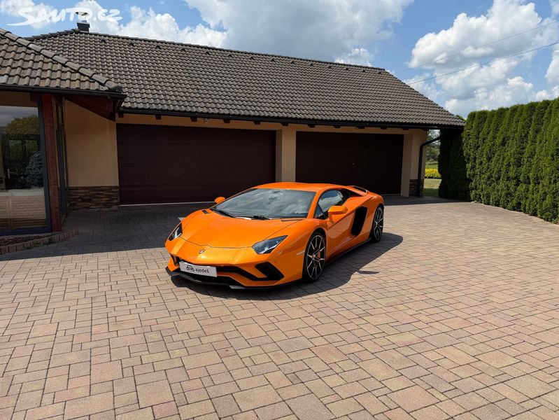 Lamborghini Aventador, S/ArancioAtlas/LP740-4