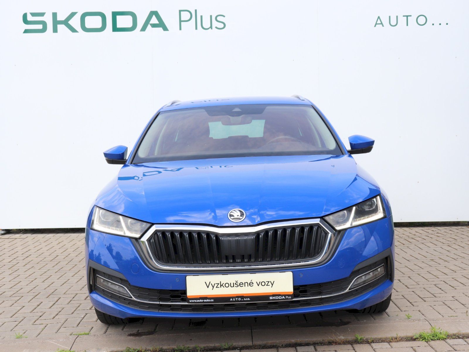 Škoda Octavia, Octavia Combi Style 2.0 TDI 11 - fotka 4