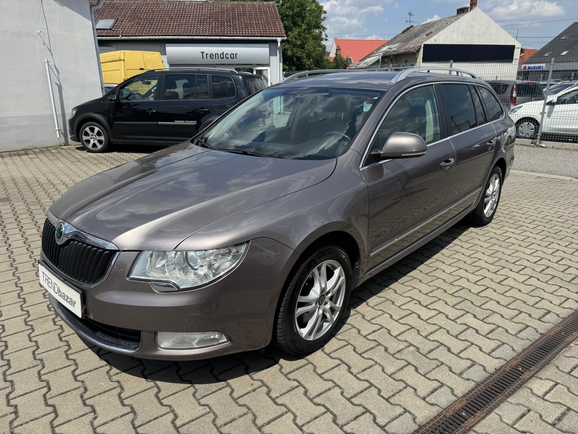 Škoda Superb, 2,0TDi 4x4 KOMBI - fotka 3