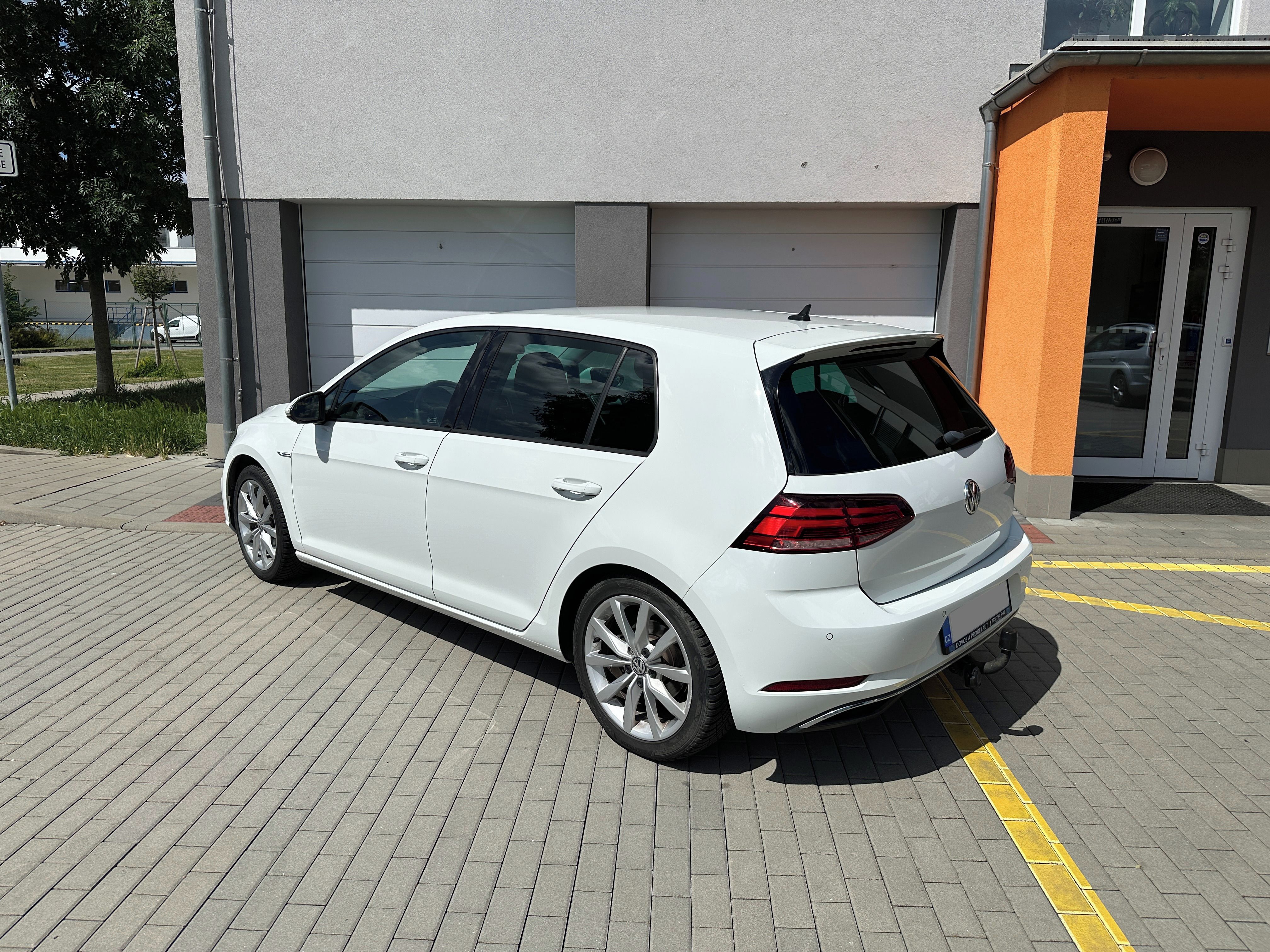 Volkswagen Golf, 1.5 TSI BLUEMOTION - fotka 2