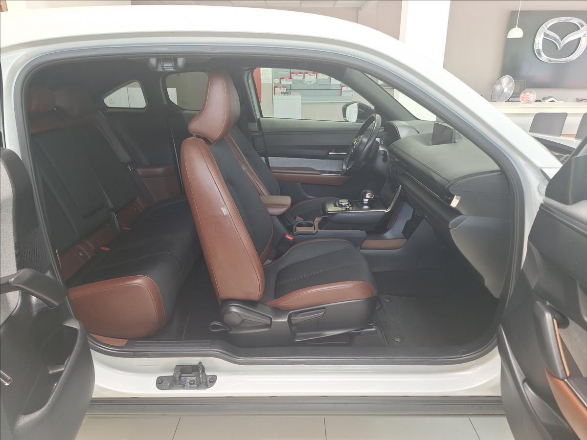Mazda MX-30, EV e-SKYACTIV LUXURY - VINTAGE - fotka 4