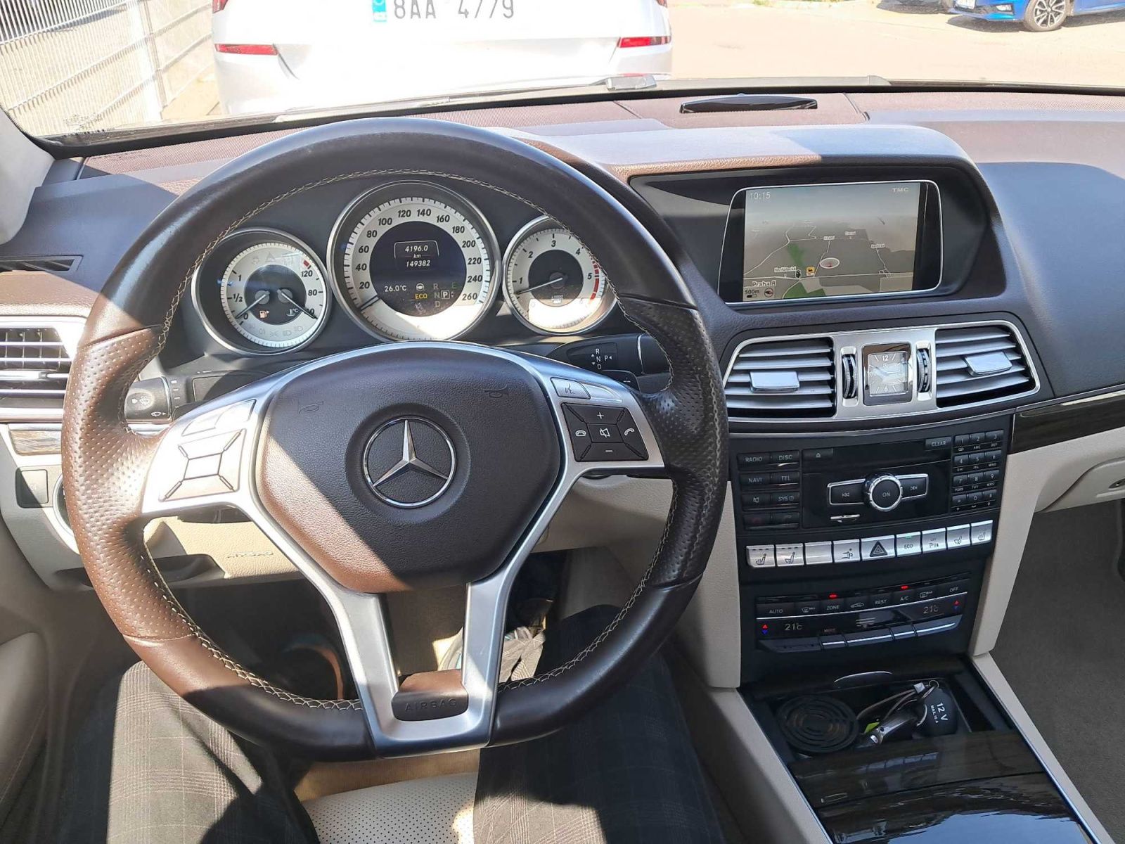 Mercedes-Benz Třídy E, 350 BlueTEC, Automat, Kůže - fotka 3