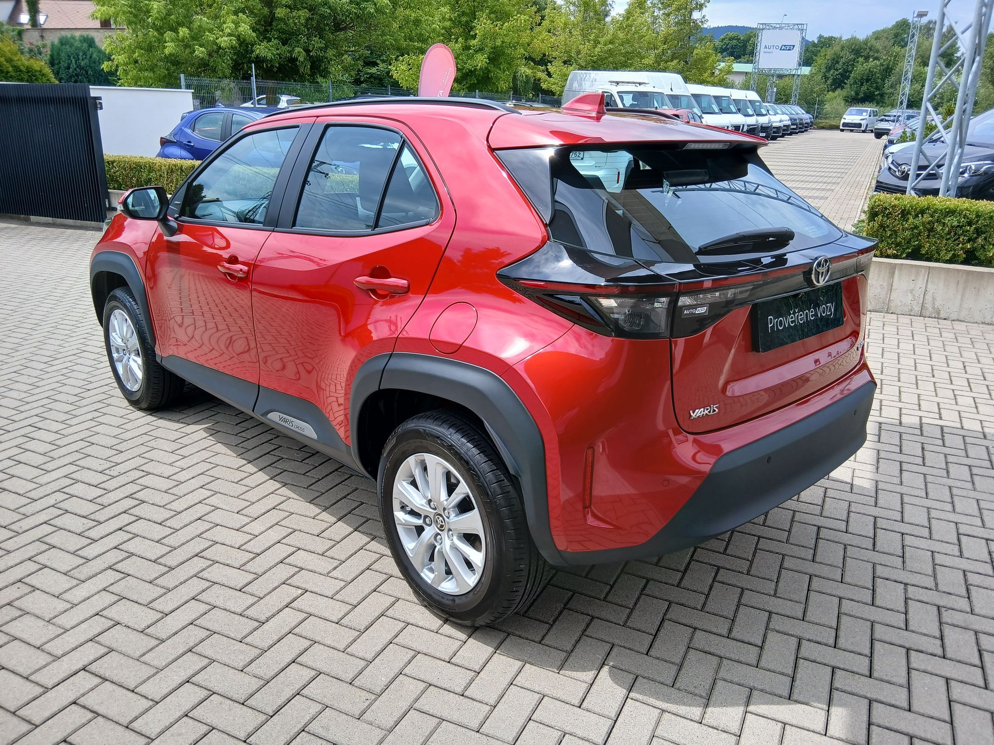 Toyota Yaris Cross, 1.5 Hybrid e-CVT Comfort - fotka 4