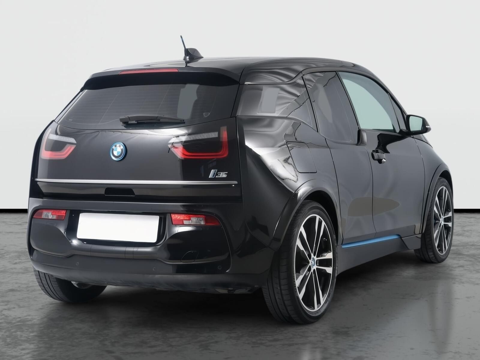 BMW i3, i3s 120Ah BEV, SoH 88% - fotka 5