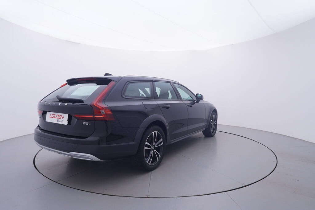 Volvo V90, Pro Cross Country D5 2.0 173 k - fotka 5