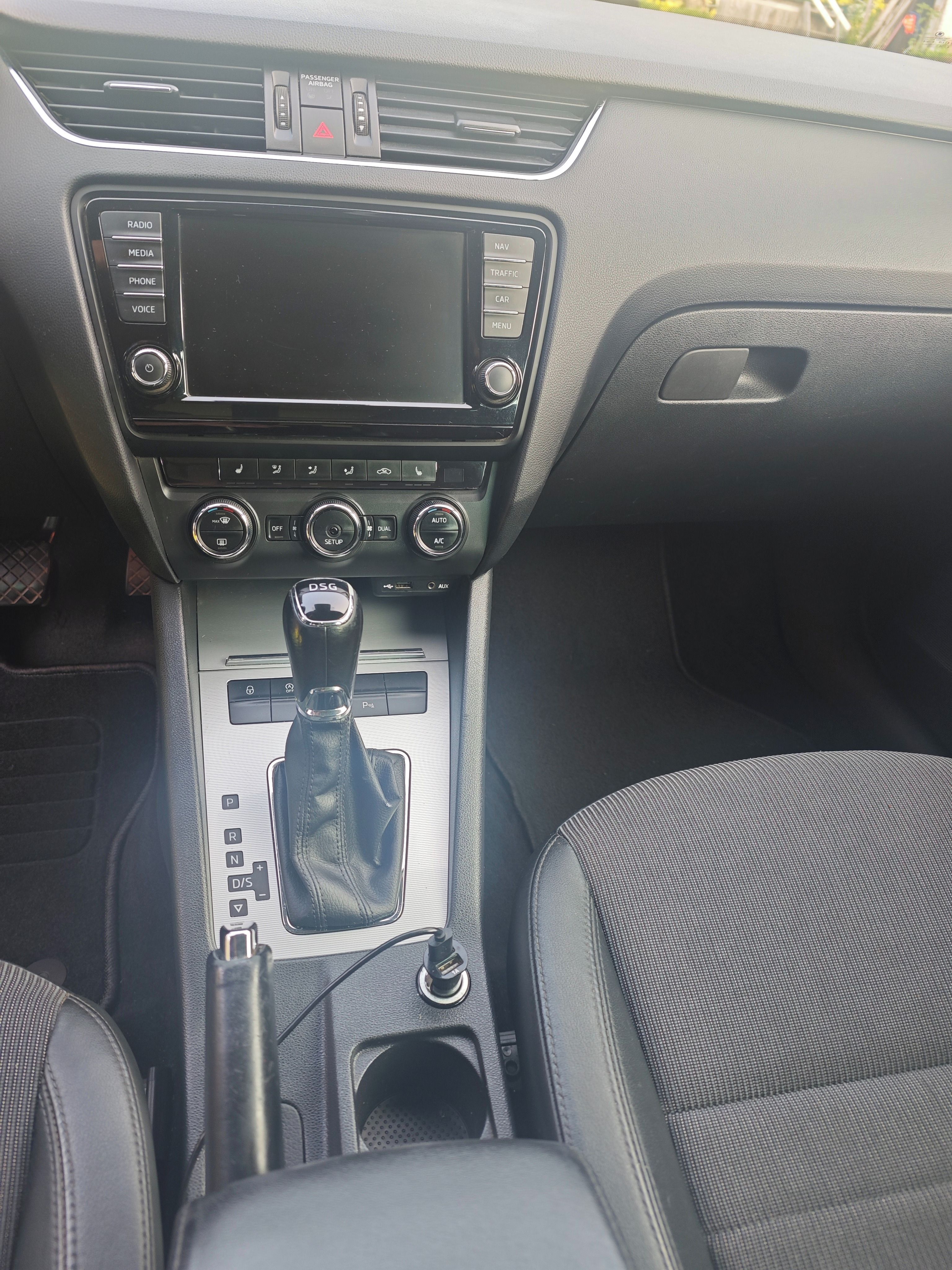 Škoda Octavia, III Combi 2.0TDI 110kW DSG - fotka 2