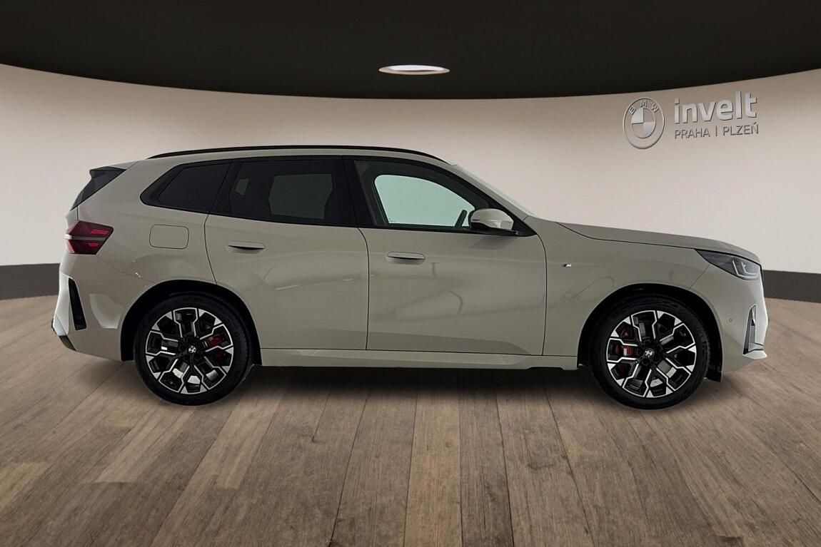 BMW X3, xDrive40d - fotka 2