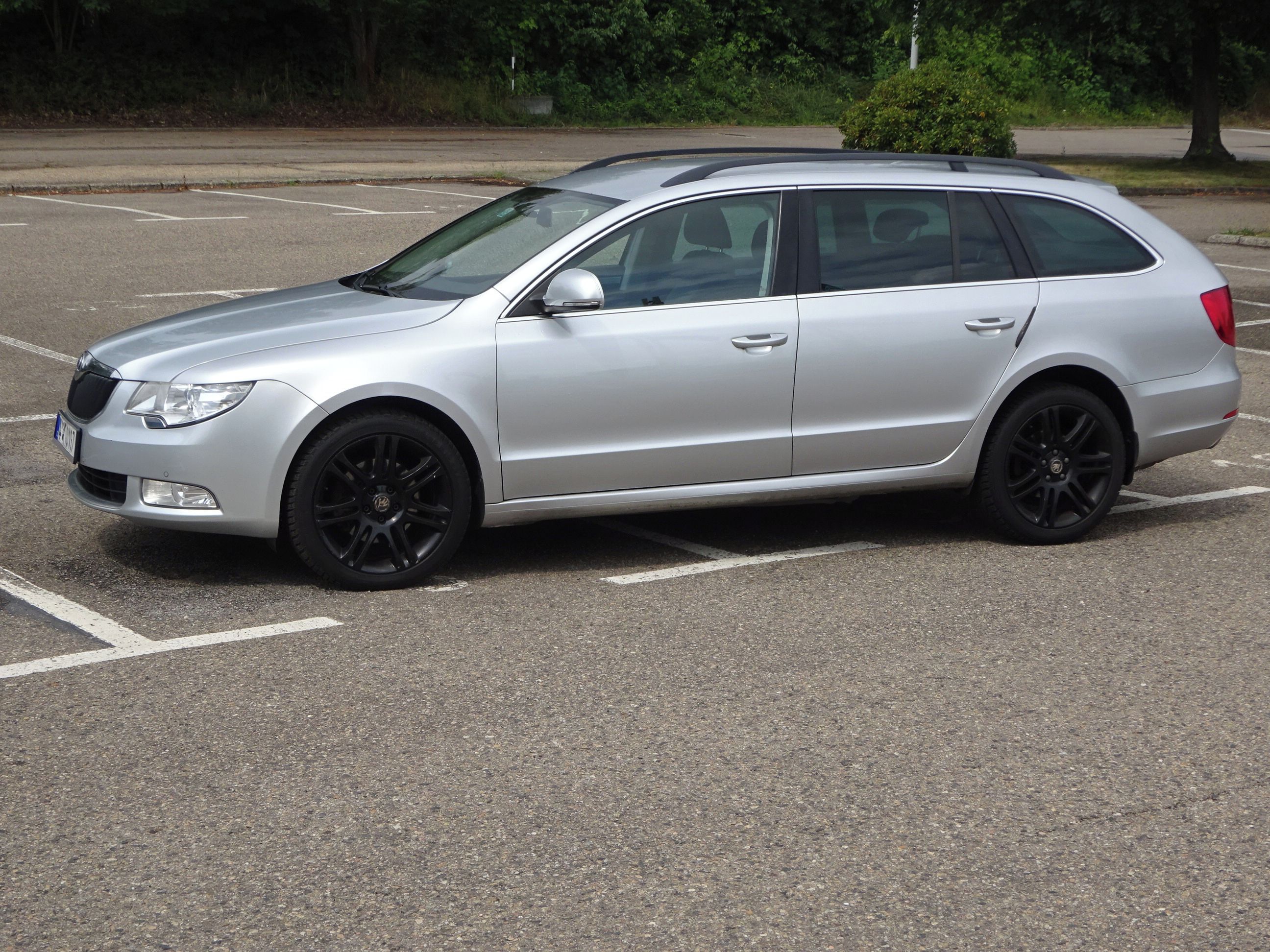 Škoda Superb, 2.0 TDI (125 kw) Koupeno v ČR - fotka 3