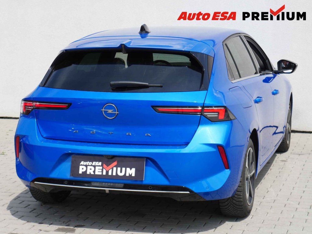 Opel Astra, 1.2PT,ČR,servis.kniha - fotka 4