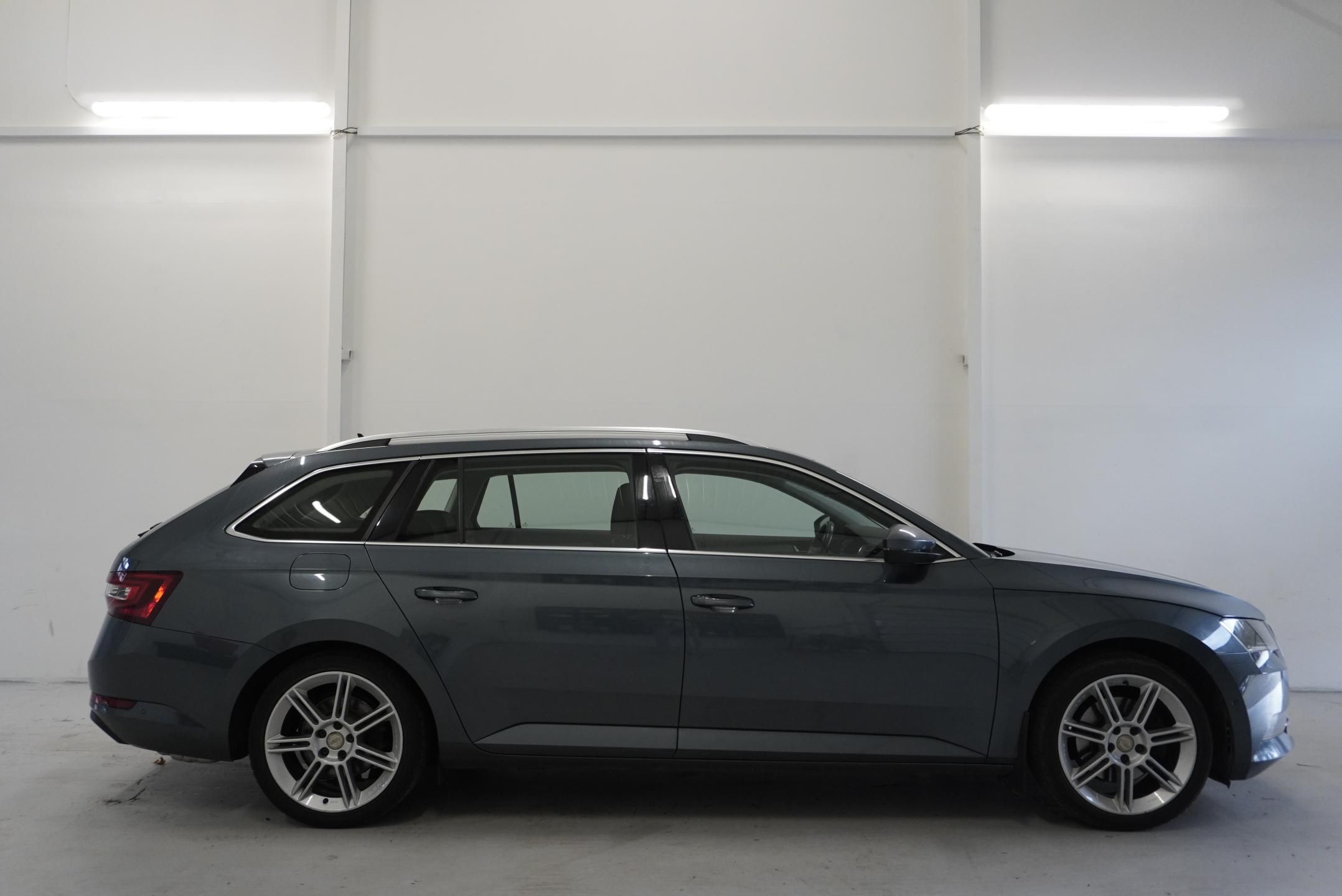 Škoda Superb, 1.5 TSI 110kW STYLE TOP SERVIS - fotka 6