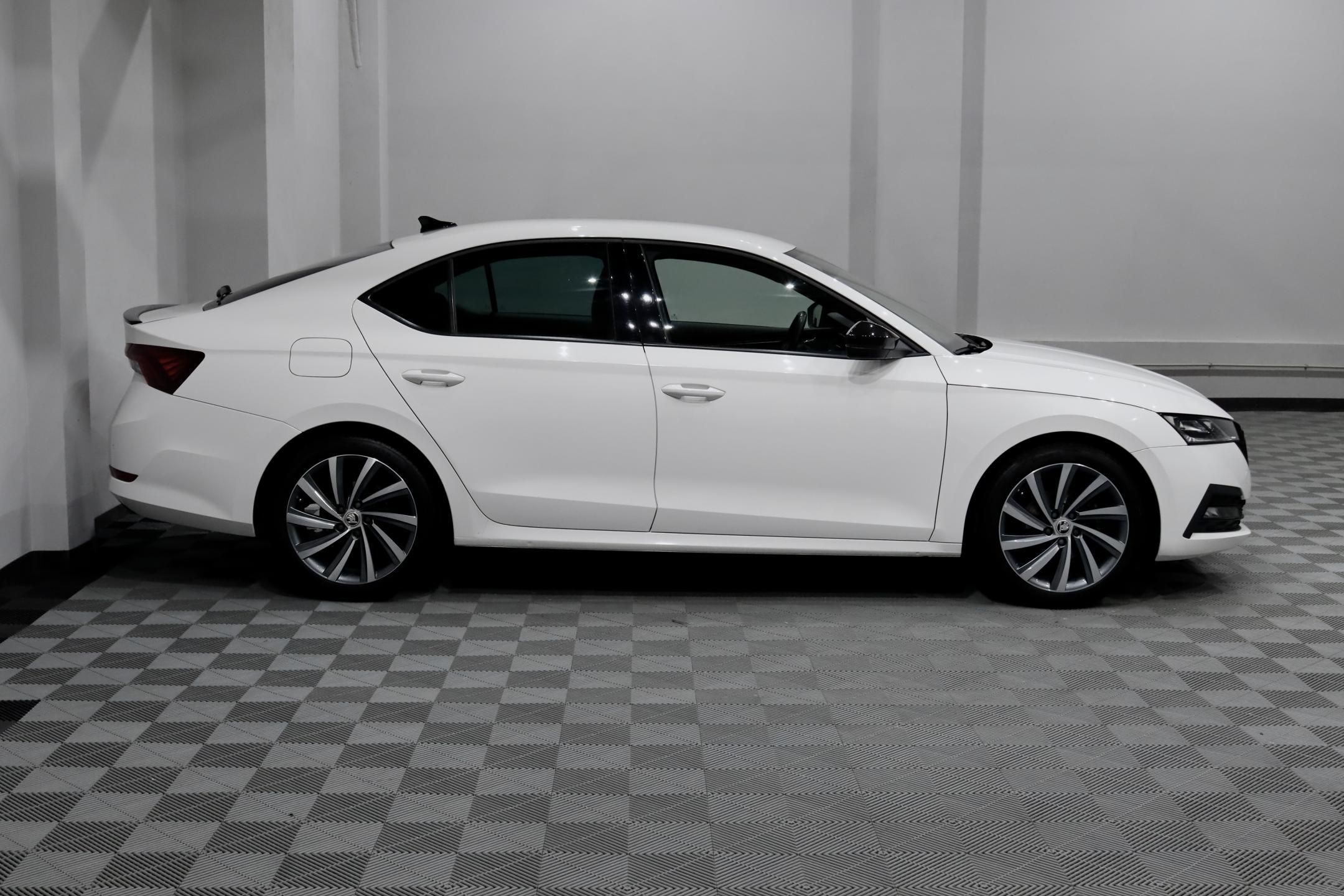 Škoda Octavia, 4 2.0 TDI 110 kW DSG - fotka 4