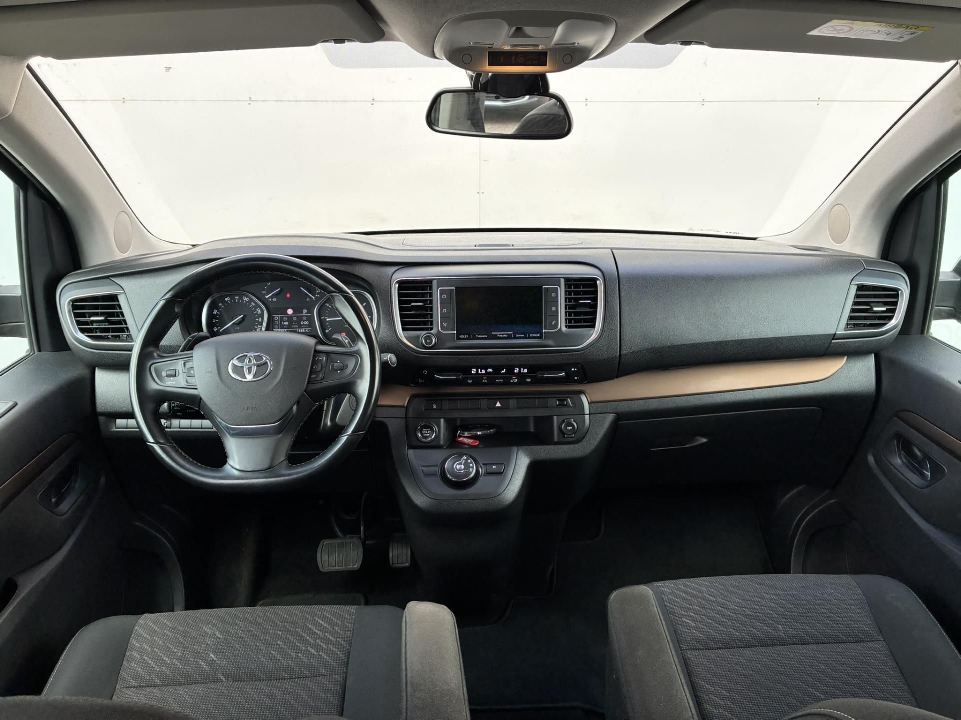 Toyota Proace Verso, 2.0 D-4D 130kW L1 Family Tažné - fotka 5