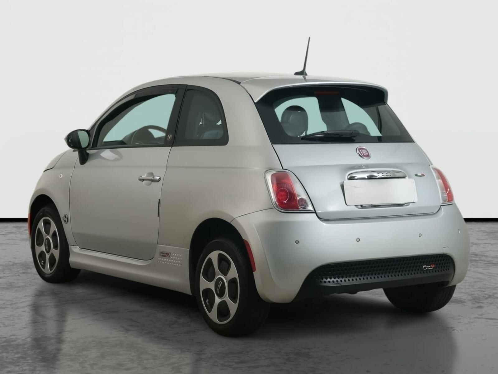 Fiat 500E, 24 kWh, Automat - fotka 4