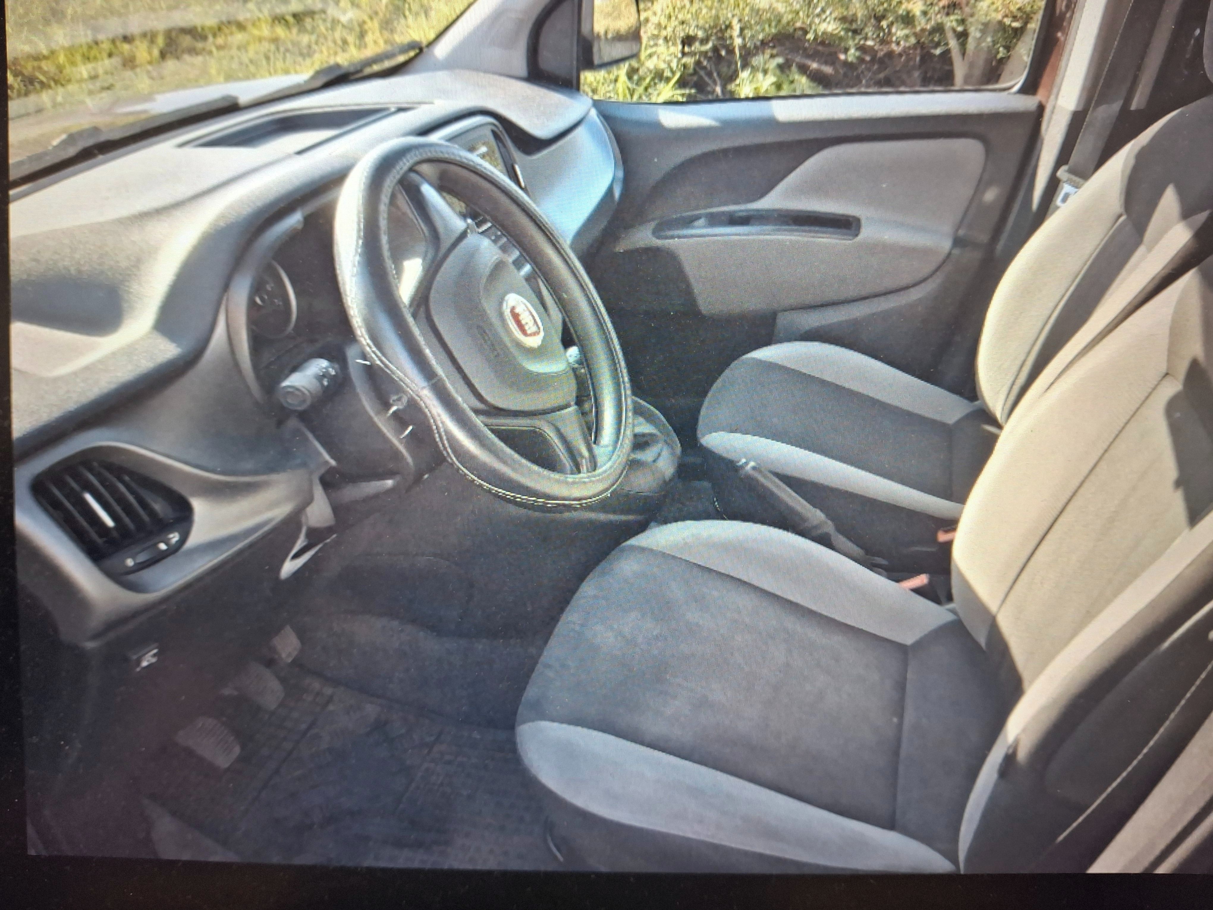 Fiat Dobló, 1.4 PANORAMA 7 MÍST - fotka 4