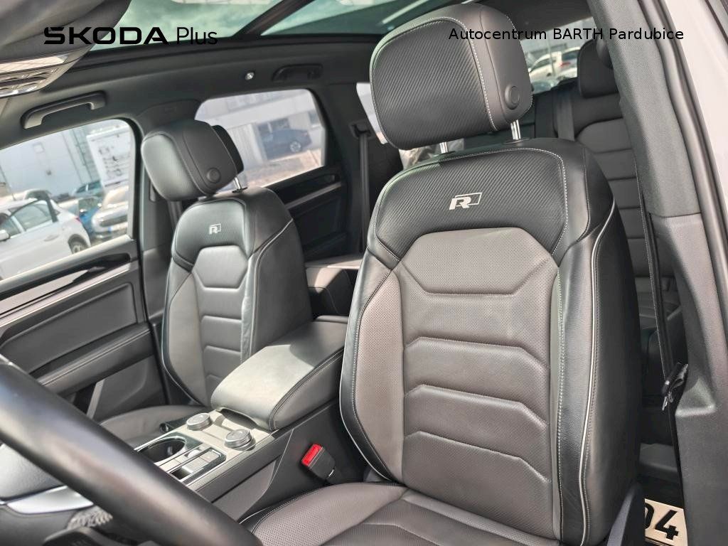 Volkswagen Touareg, V6 3,0 TDI / 210 kW / R-Line / - fotka 6