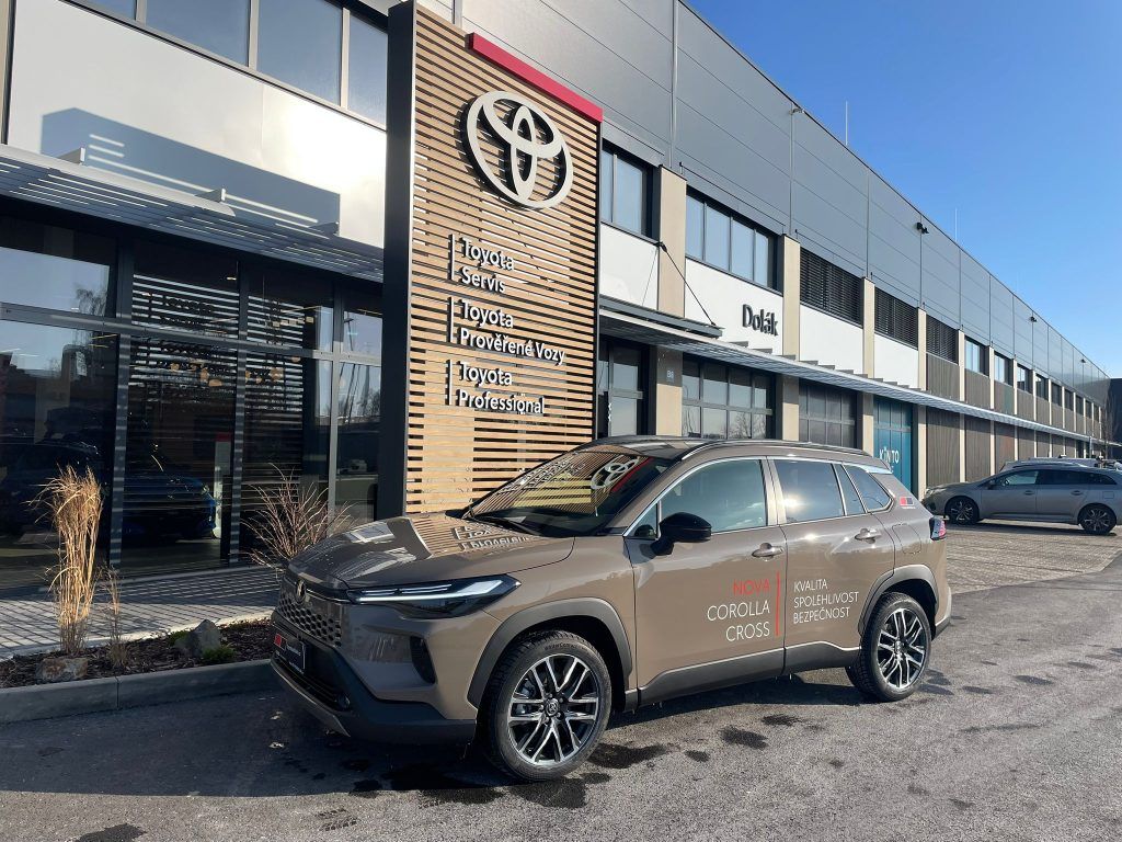 Toyota Corolla Cross, 1.8 Hybrid 140 HP STYLE - fotka 6