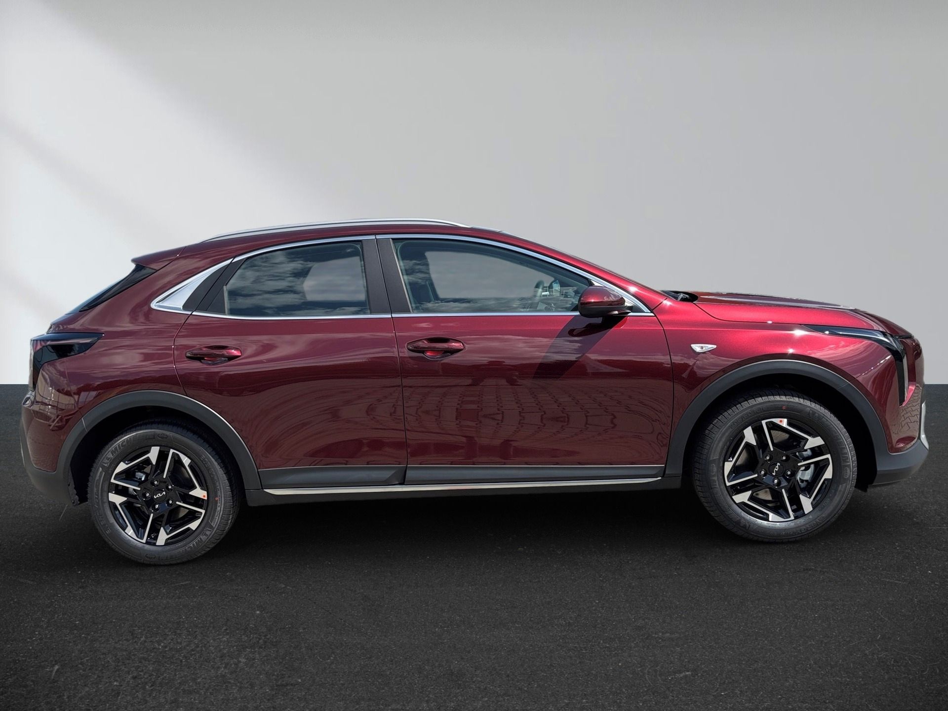 Kia XCee´d, NOVINKA skladový vůz - fotka 4