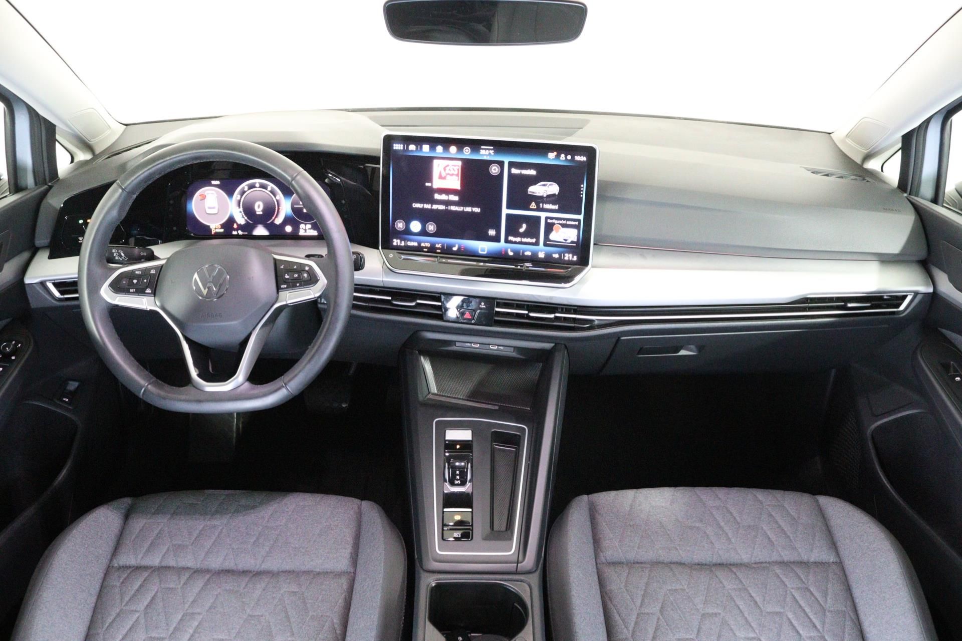 Volkswagen Golf Variant, People 1,5 eTSI 110kw 7DSG / L - fotka 5