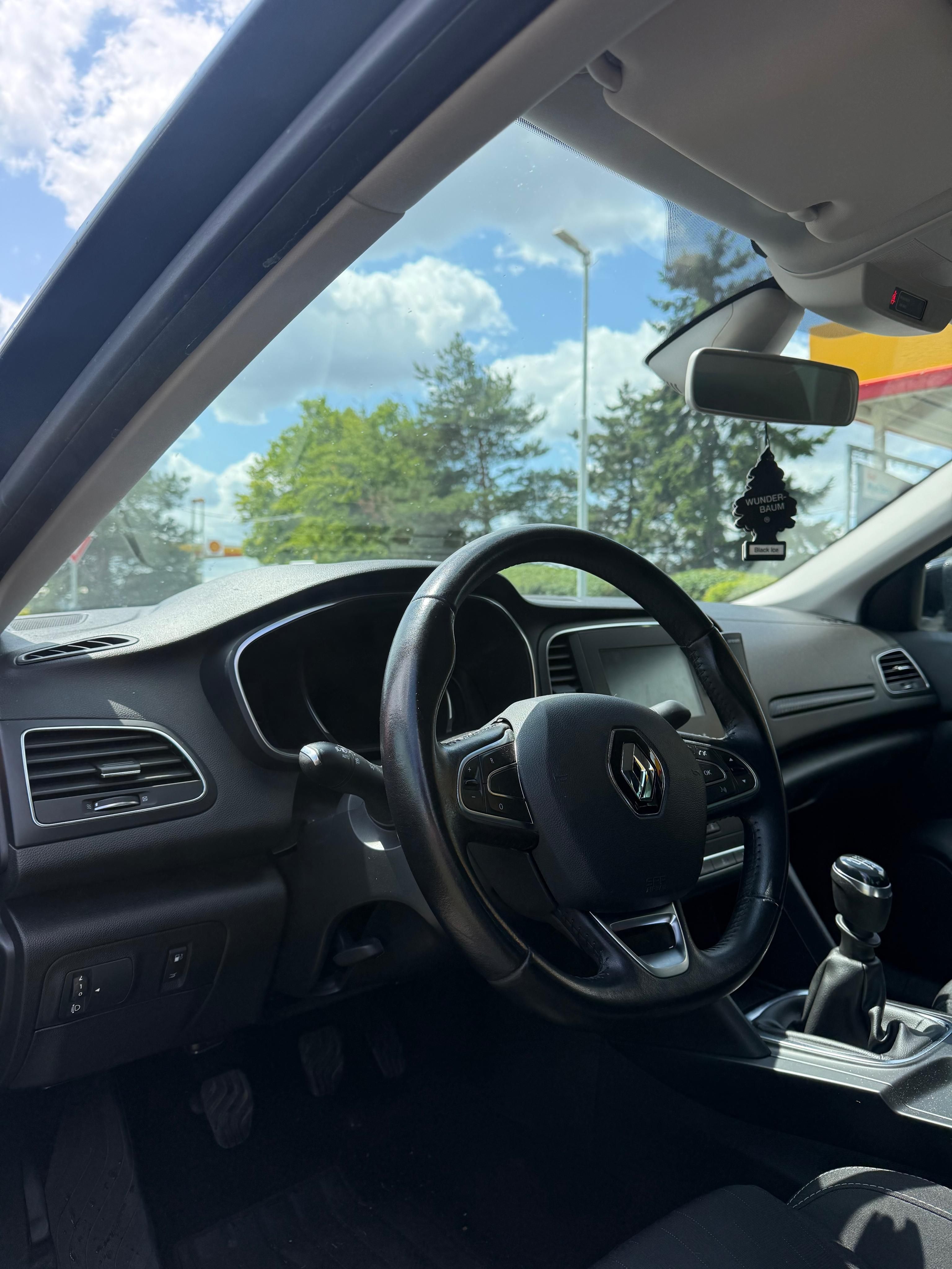Renault Mégane, Renault Mégane 1.3tce LIMITED - fotka 6