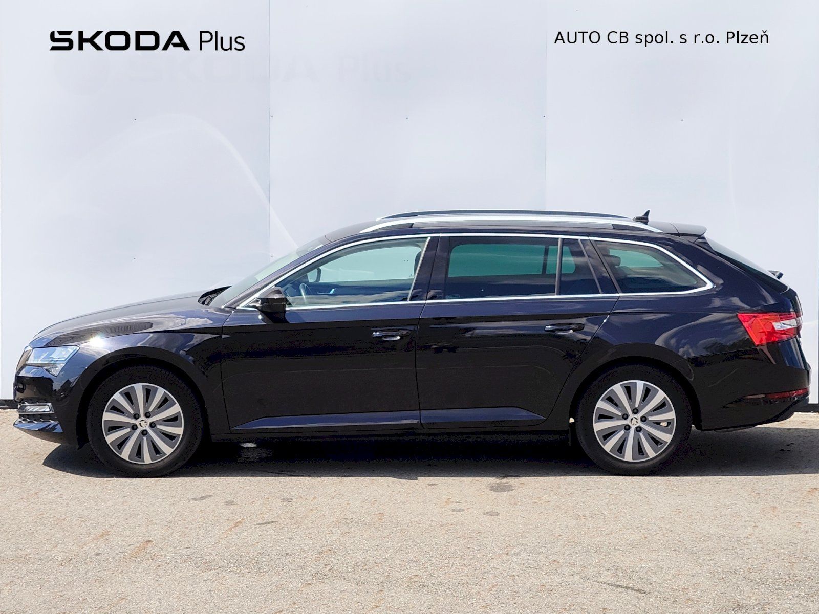Škoda Superb, 1.5 TSI 110kW ACT Style Combi - fotka 3
